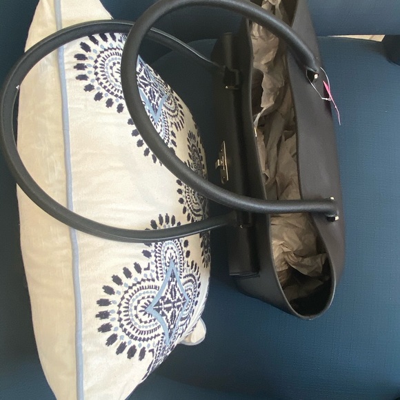 🎉💕NWT BRAND NEW Kate Spade Black Purse💕🎉 - Picture 6 of 8